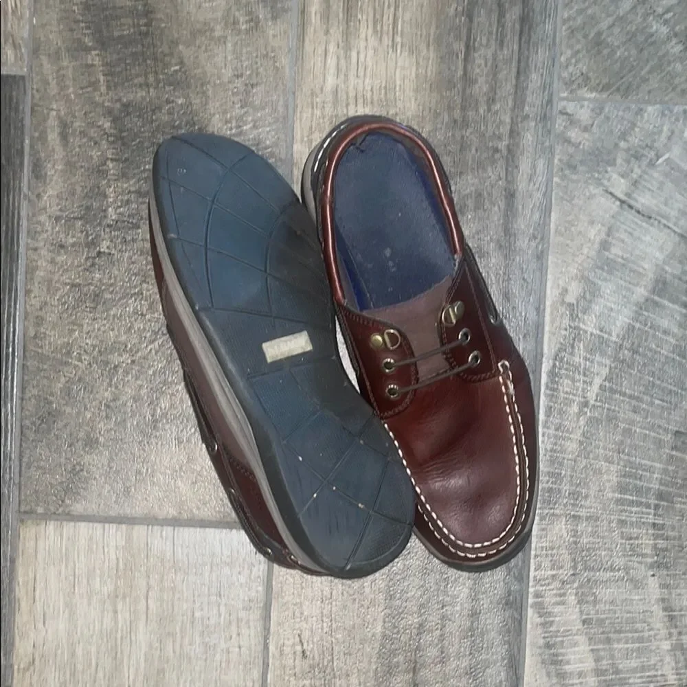 Sebago Brown Leather Boat Shoes with Contrast Stitching